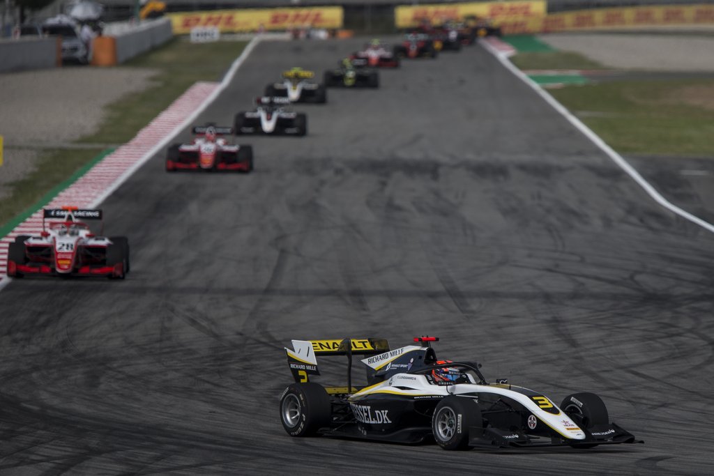 Christian Lundgaard fører første løb i Barcelona
(Foto: FIA Formula 3)